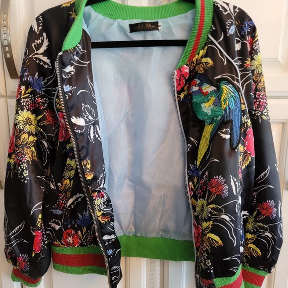 FLORAL EMBROIDERED PARROTS & BUTTERFLY BOMBER JACKET Size Small - Picture 13 of 15